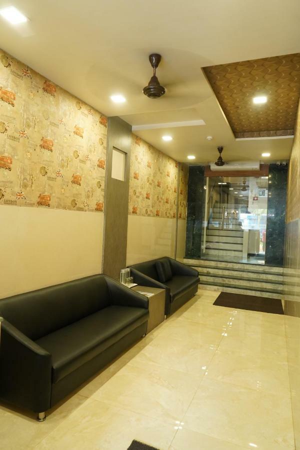 Hotel Sharda Residency Mumbai Exterior foto