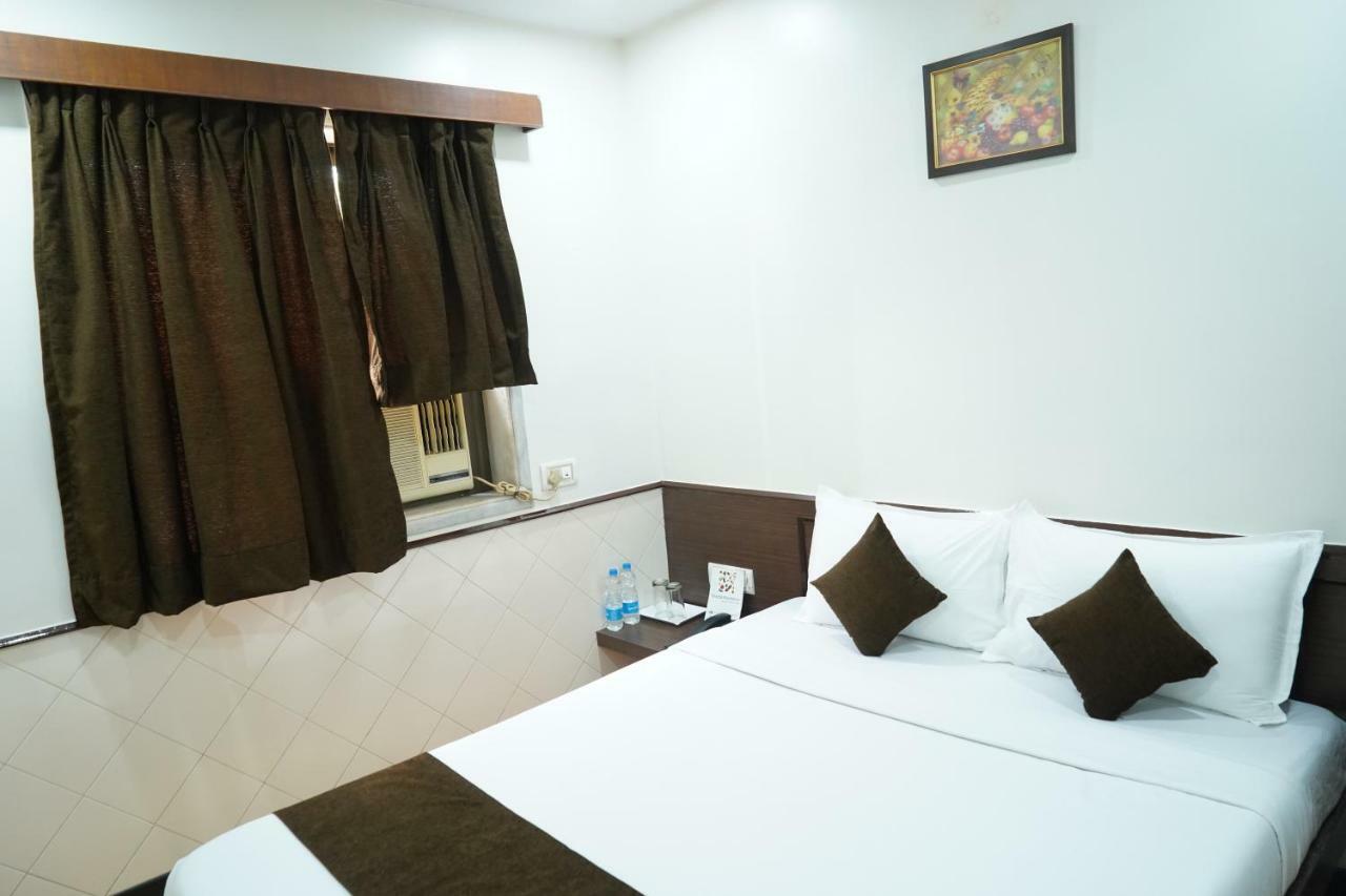 Hotel Sharda Residency Mumbai Exterior foto